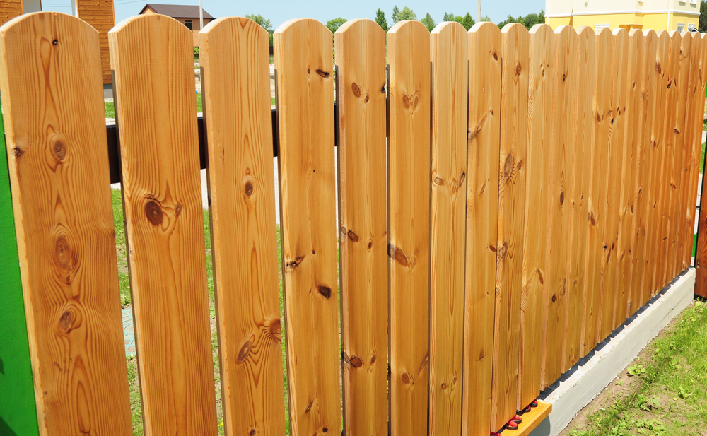 benefits wood materials fencing